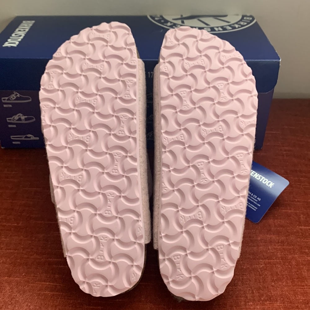 📌 Birkenstock Arizona Rivet Soft Pink shearling wool 38 US 7 narrow to reg fit - Picture 8 of 9